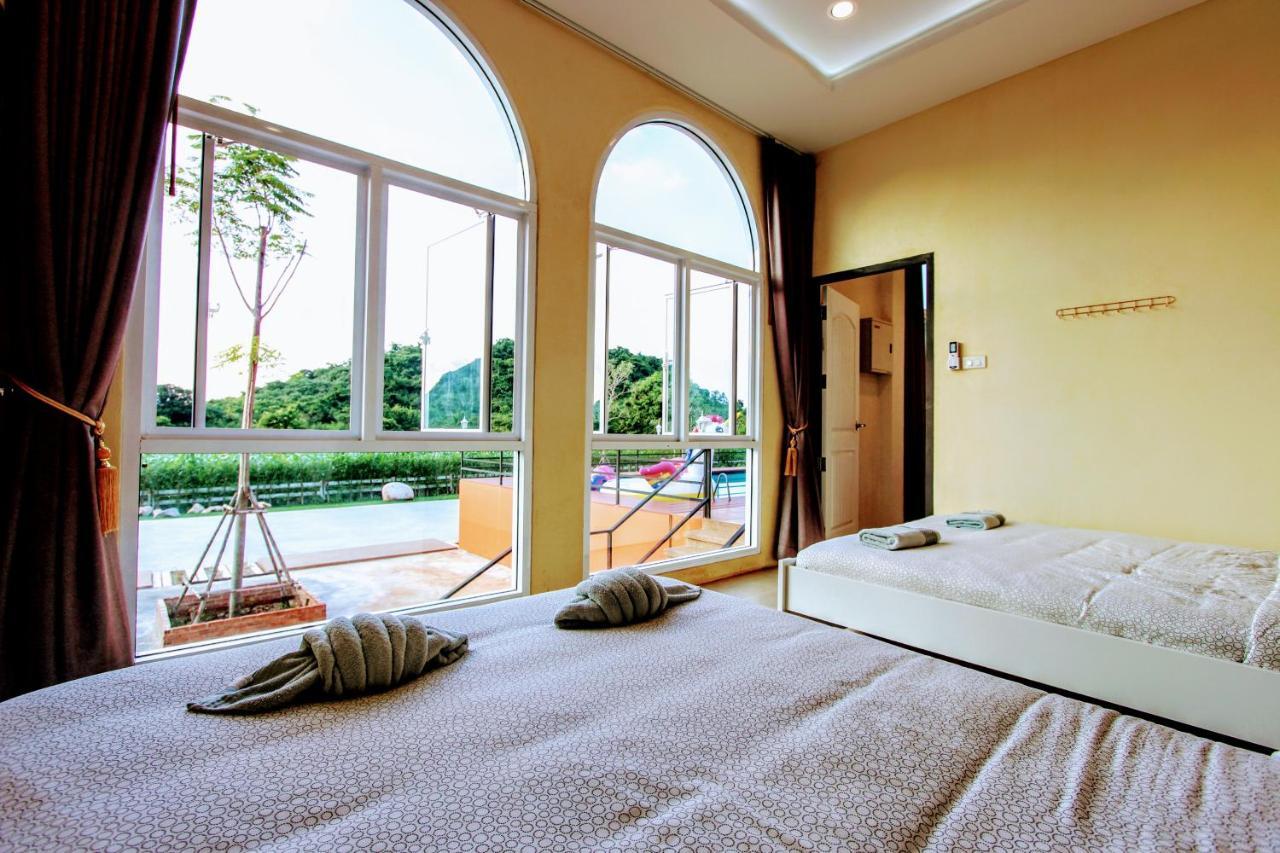 The X10 Private Pool Villa & Resort Khao Yai Mu Si Εξωτερικό φωτογραφία