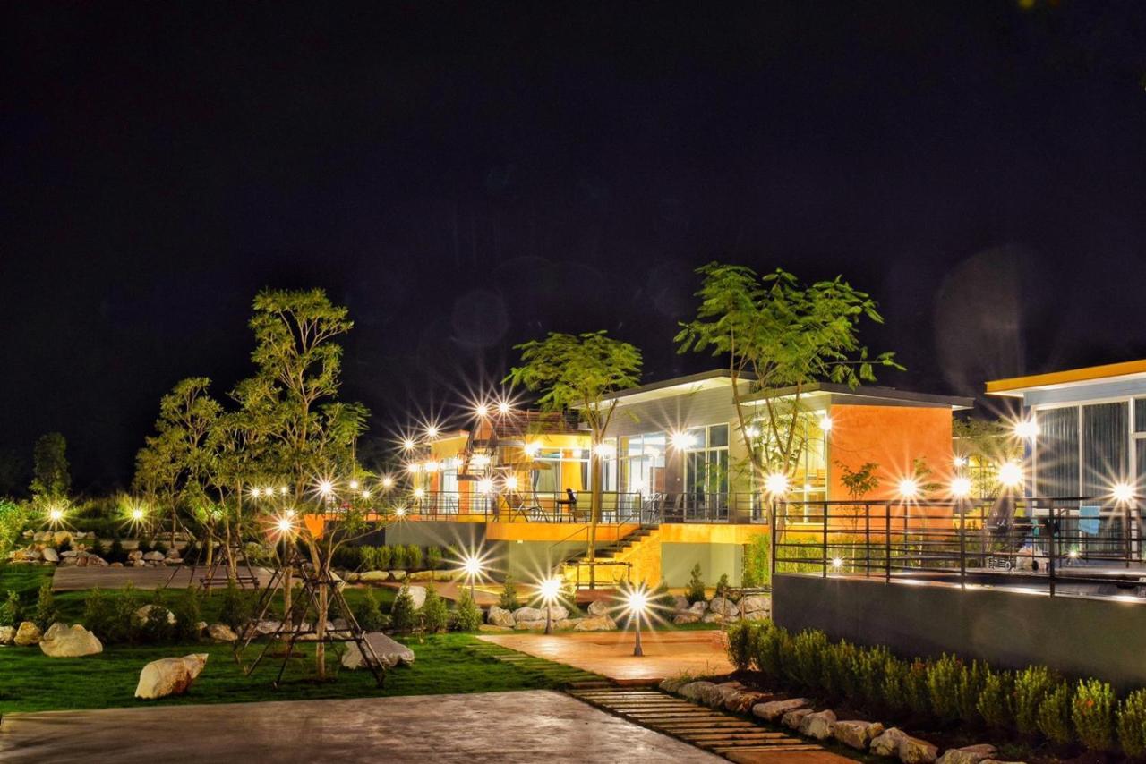 The X10 Private Pool Villa & Resort Khao Yai Mu Si Εξωτερικό φωτογραφία