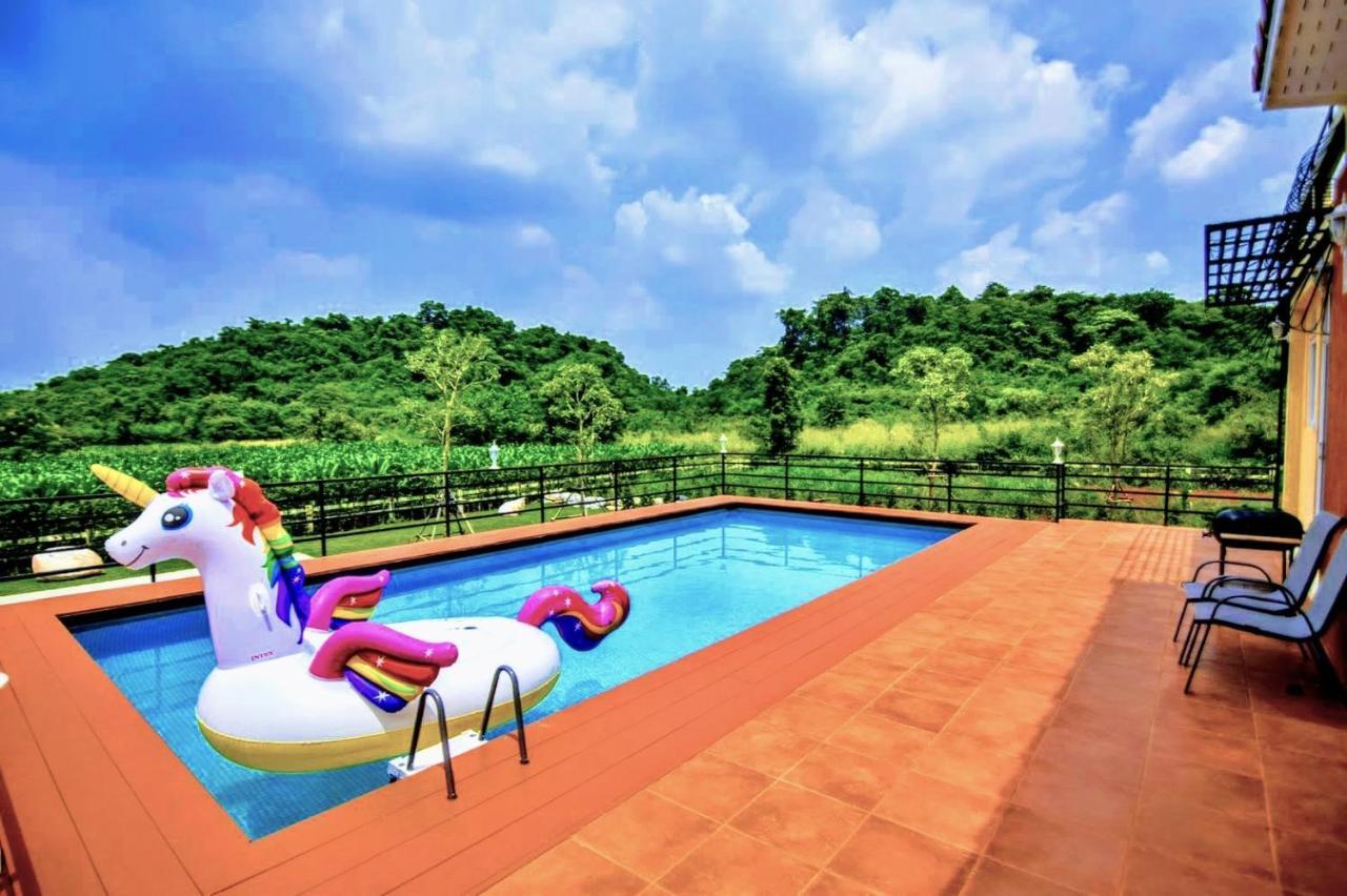 The X10 Private Pool Villa & Resort Khao Yai Mu Si Εξωτερικό φωτογραφία